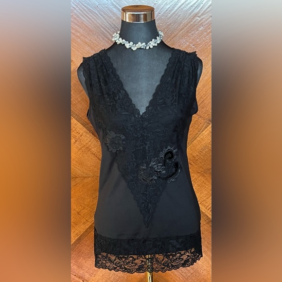 PORTMANS 🌻 LACE TOP 🌻 - Picture 2 of 11